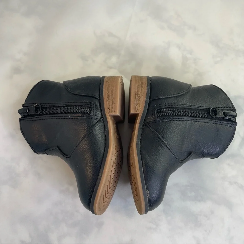 Little girl Black Ankle Boots Western Influence size 5